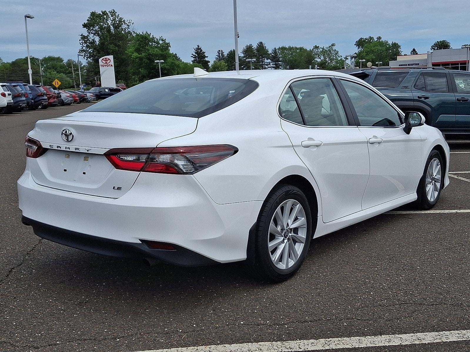 2022 Toyota Camry LE Auto (Natl)