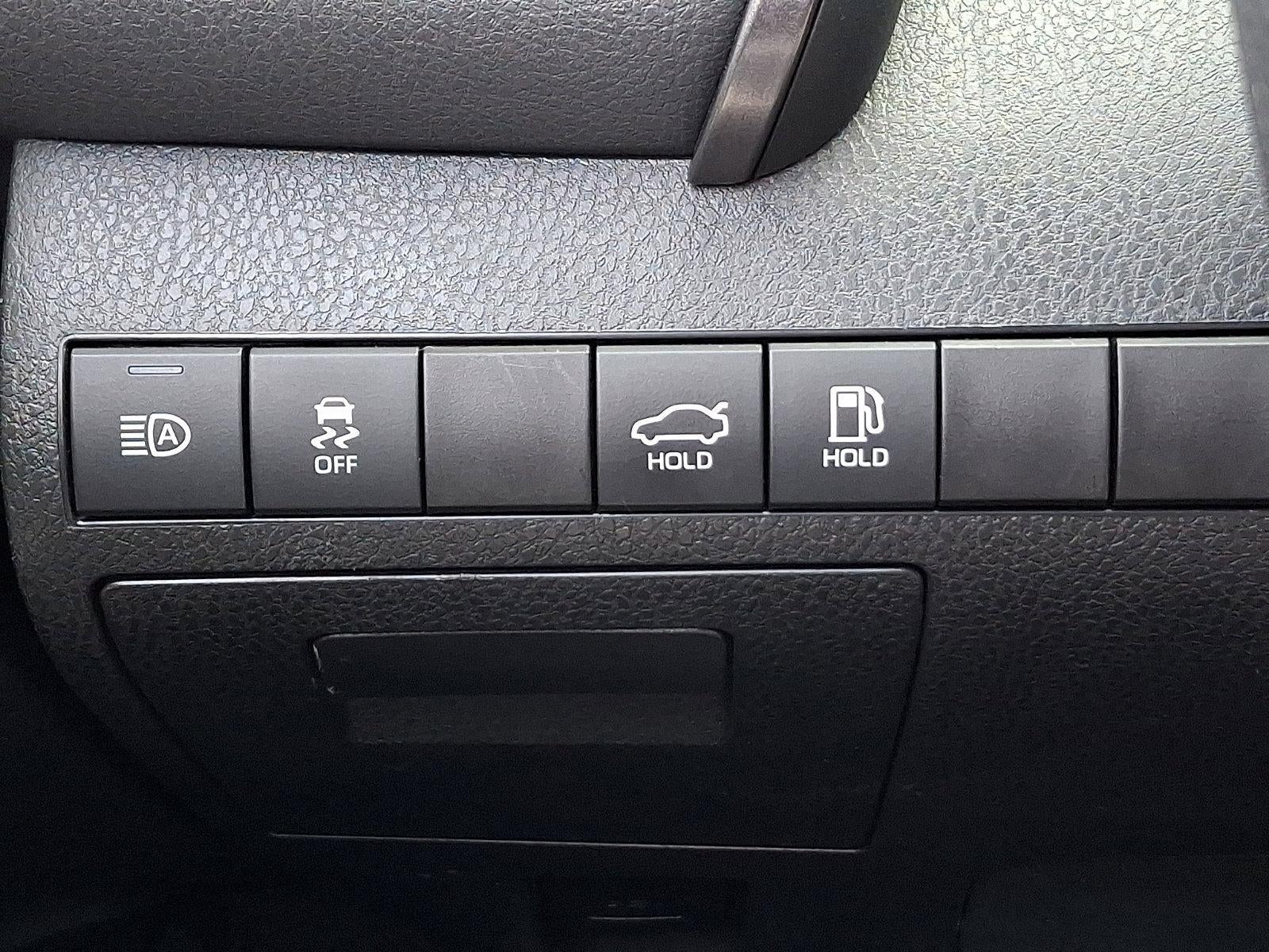 2023 Toyota Camry Hybrid LE CVT (Natl)
