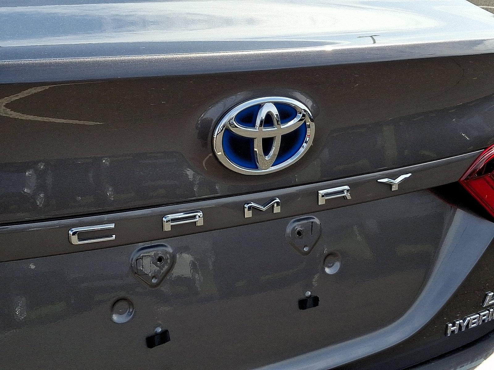 2023 Toyota Camry Hybrid LE CVT (Natl)
