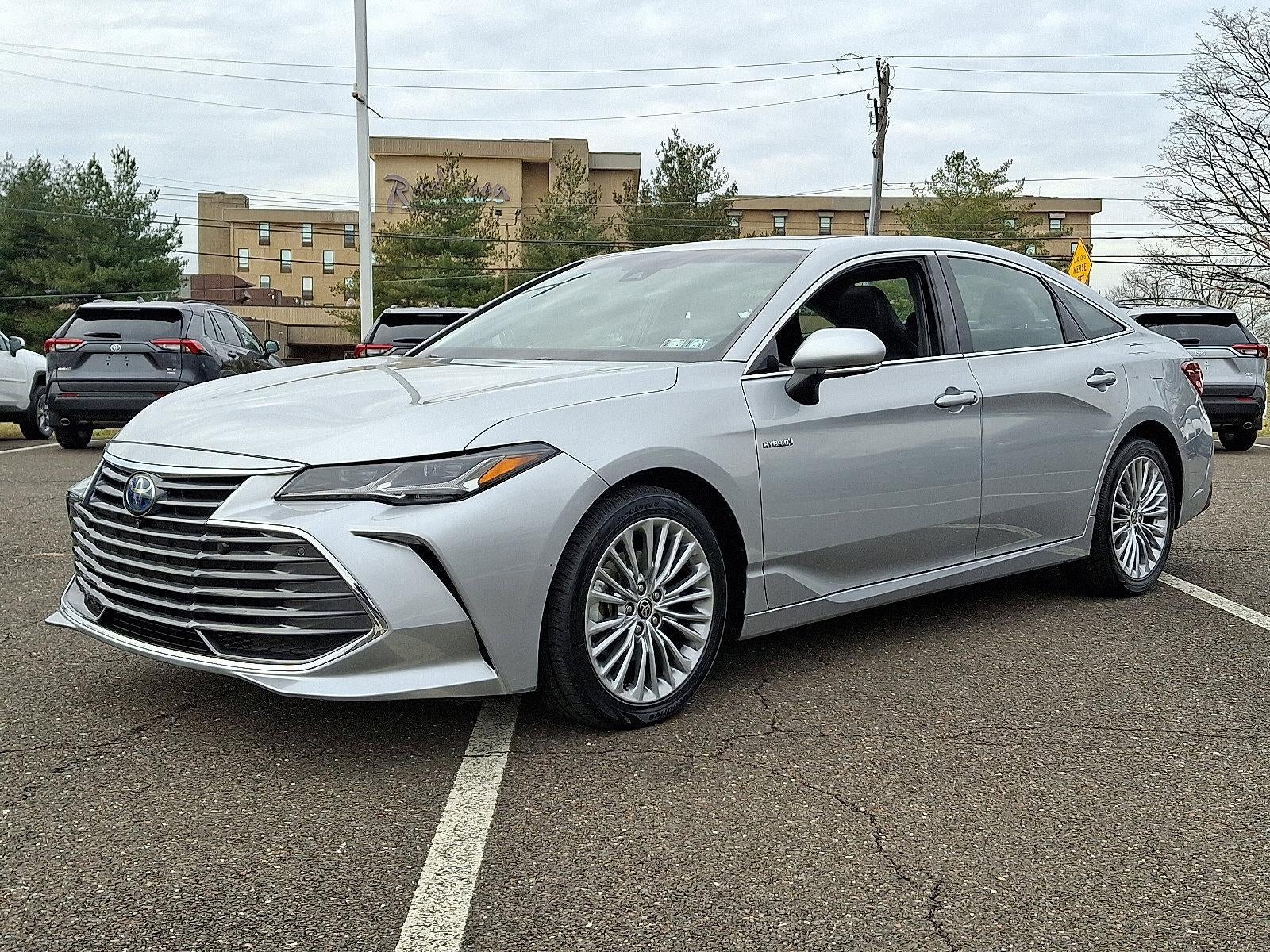2021 Toyota Avalon Hybrid Limited FWD (Natl)
