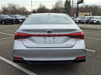 2021 Toyota Avalon Hybrid Limited FWD (Natl)