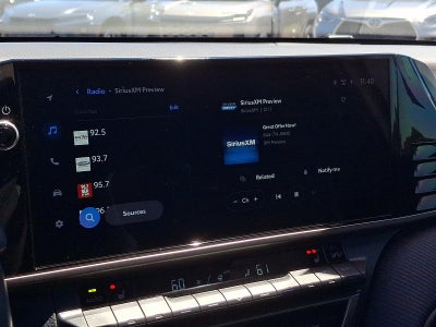 2025 Toyota Camry SE (Natl)