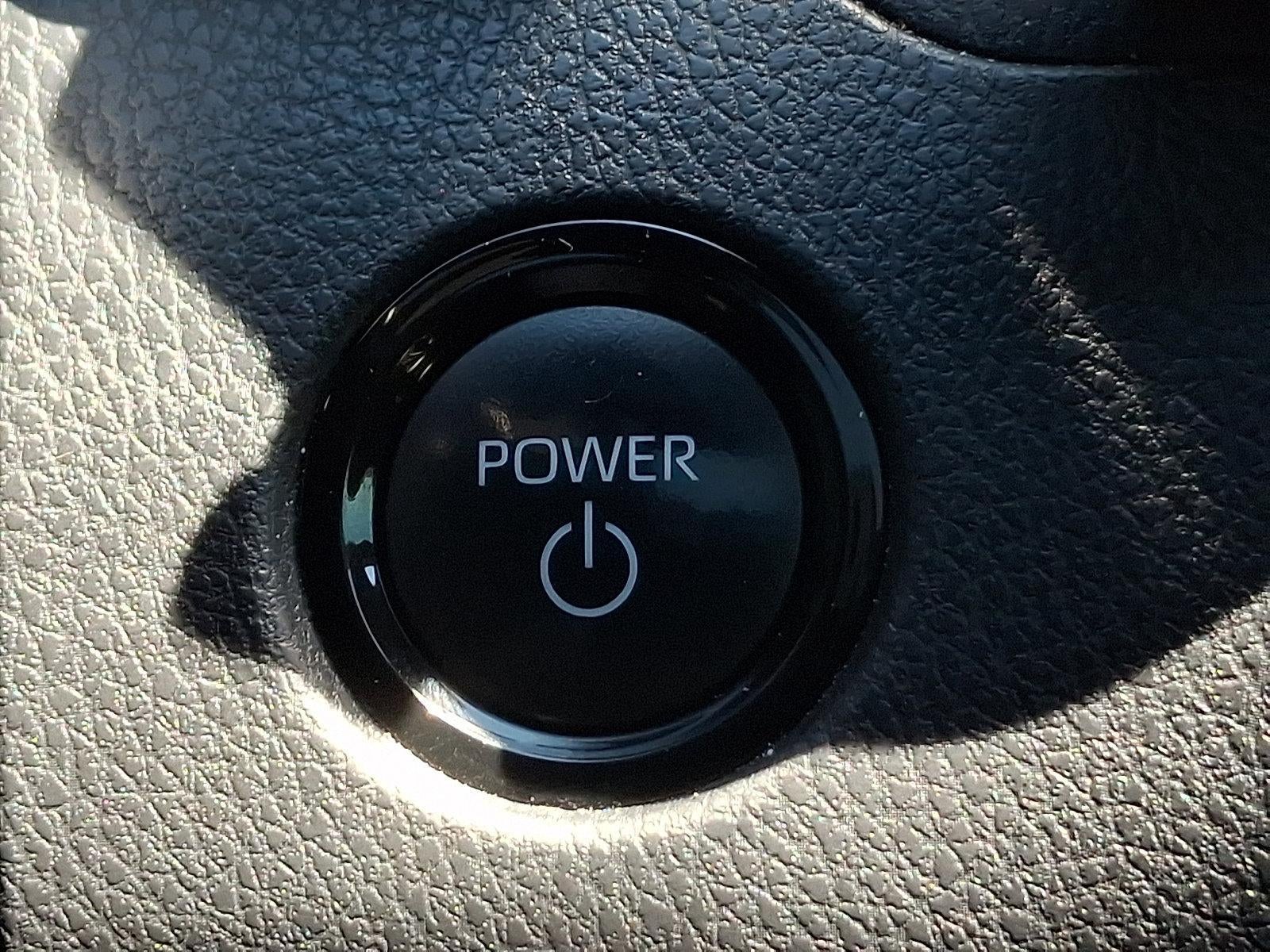 2025 Toyota Camry SE (Natl)