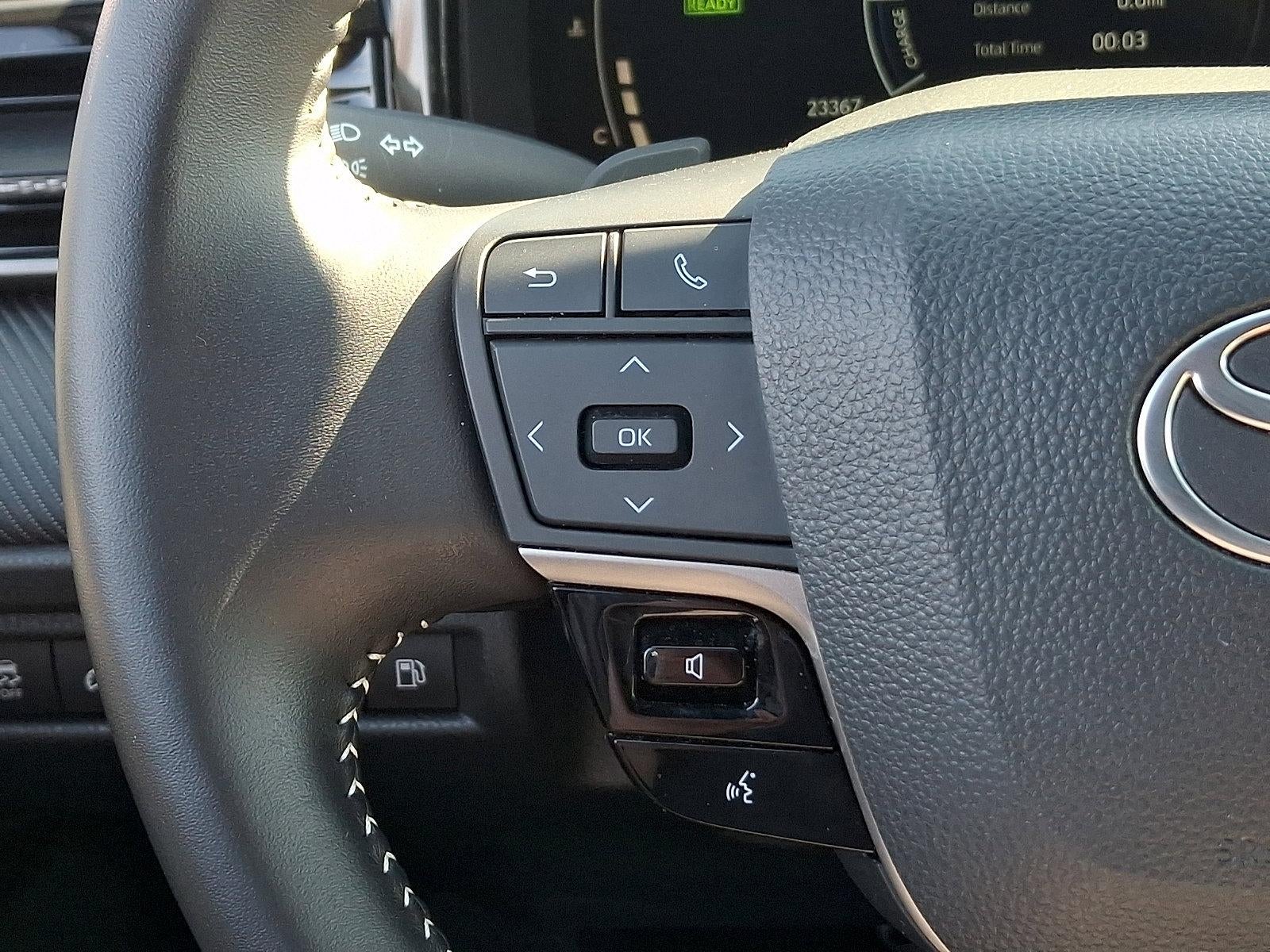 2025 Toyota Camry SE (SE)