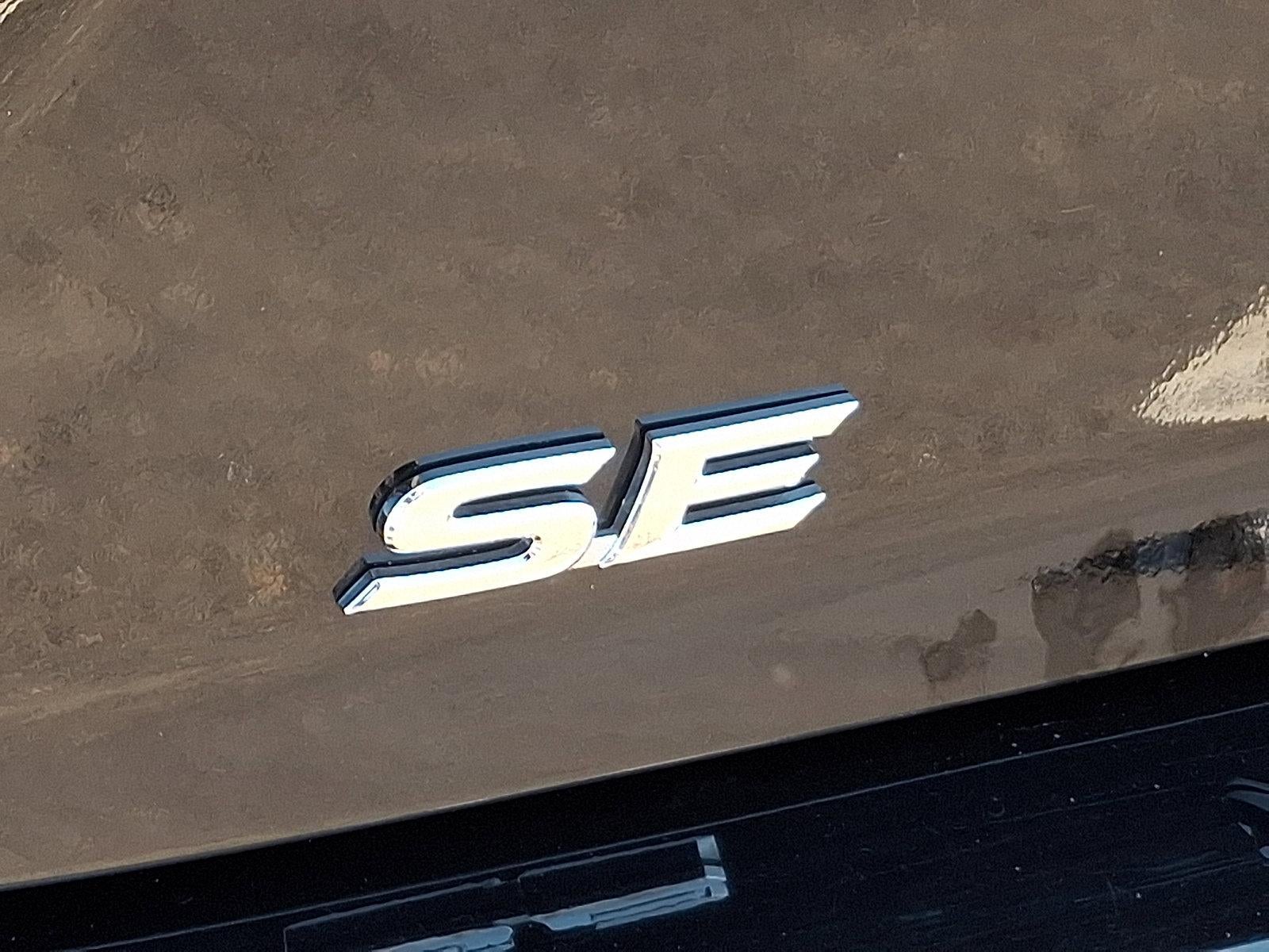 2025 Toyota Camry SE (SE)