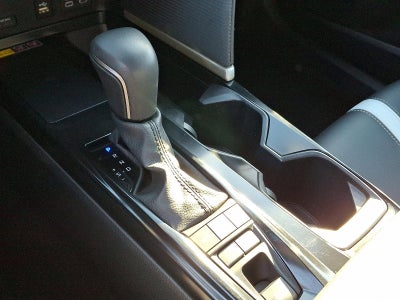 2025 Toyota Camry SE (SE)