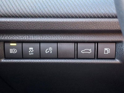 2025 Toyota Camry SE (SE)