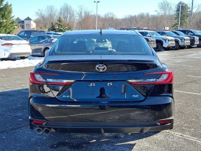2025 Toyota Camry SE (SE)
