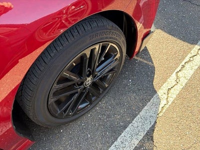 2025 Toyota Camry SE (SE)