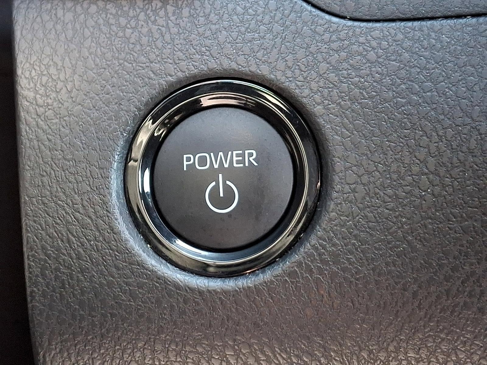 2025 Toyota Camry SE (SE)