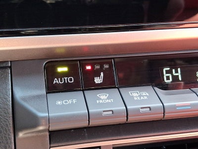 2025 Toyota Camry XSE (Natl)