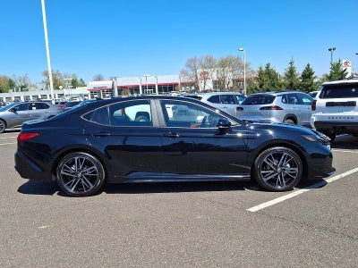 2025 Toyota Camry XSE (Natl)