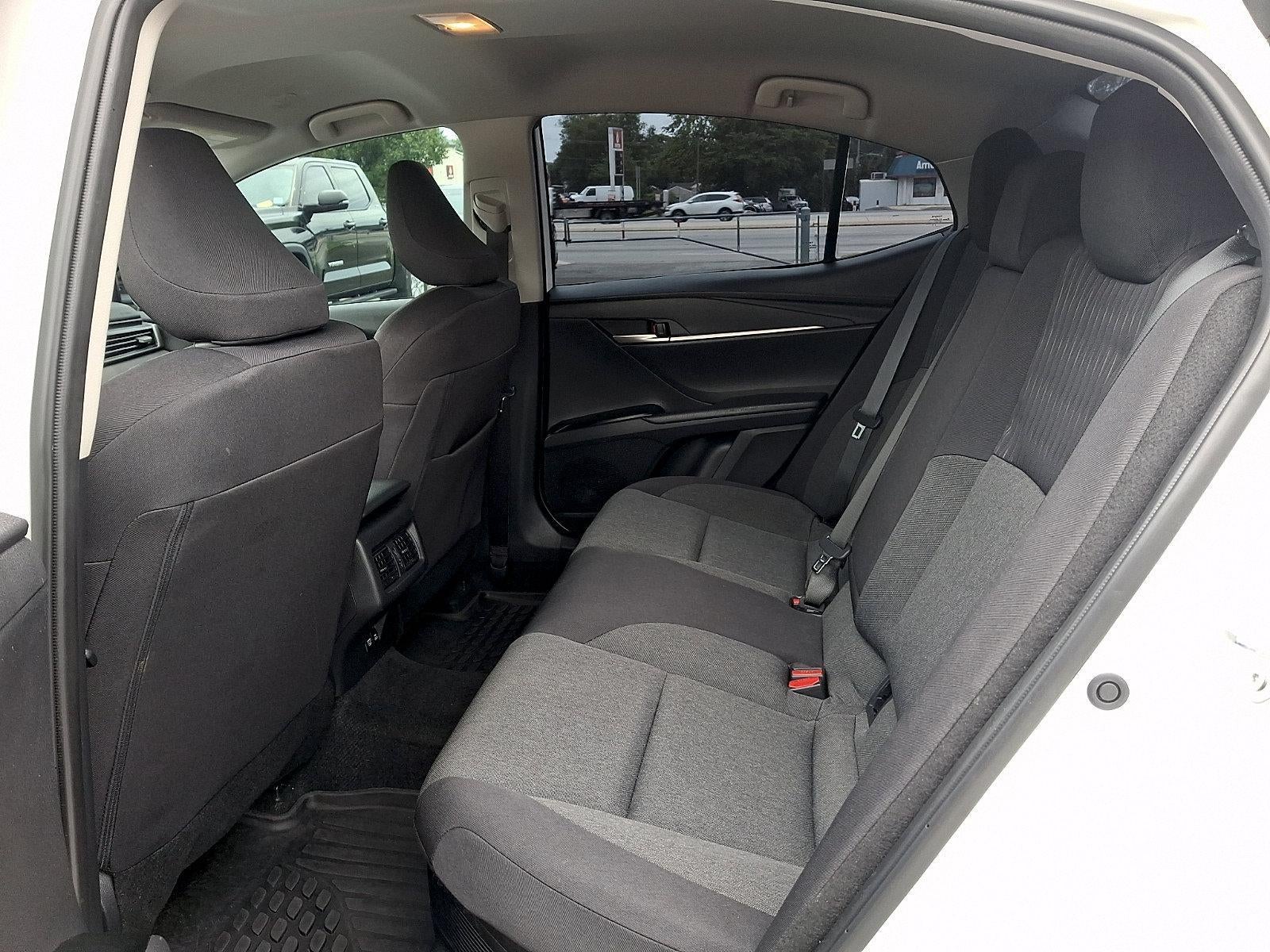 2025 Toyota Camry LE (Natl)