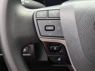 2025 Toyota Camry LE (Natl)