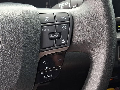 2025 Toyota Camry LE (Natl)