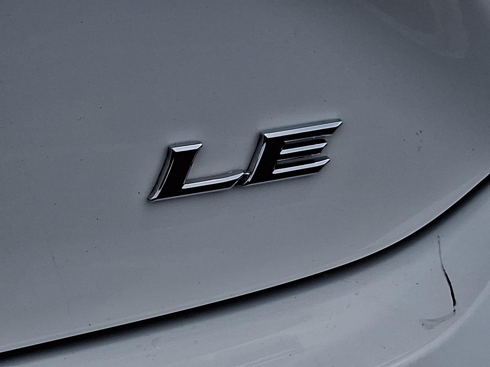 2025 Toyota Camry LE (Natl)