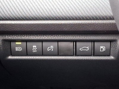 2025 Toyota Camry SE (SE)