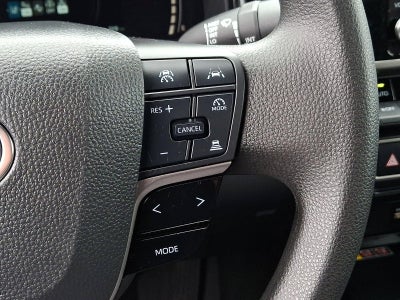 2025 Toyota Camry LE (SE)