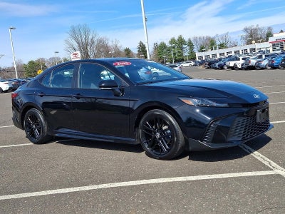2025 Toyota Camry SE (SE)