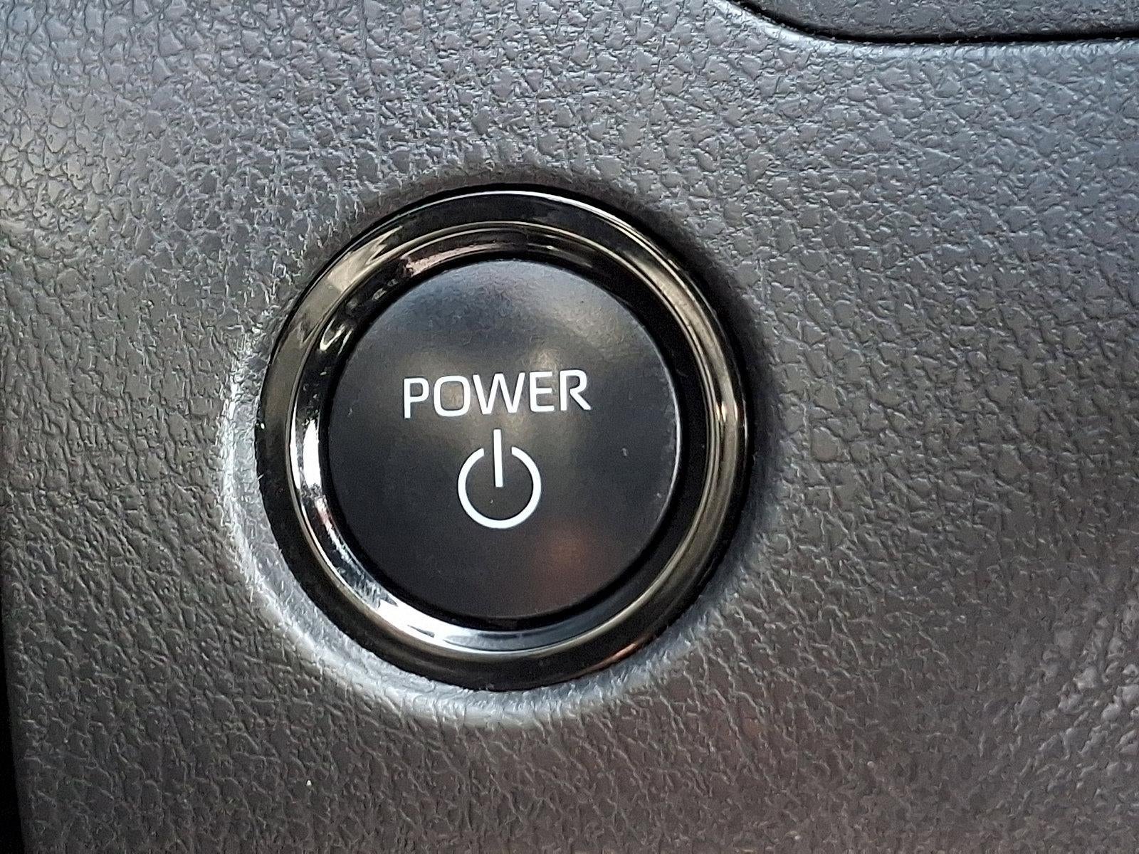 2025 Toyota Camry SE (SE)