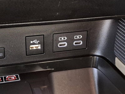 2025 Toyota Camry SE (SE)