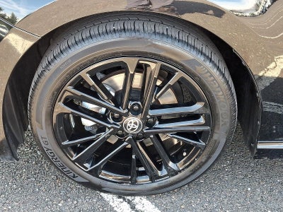 2025 Toyota Camry SE (SE)