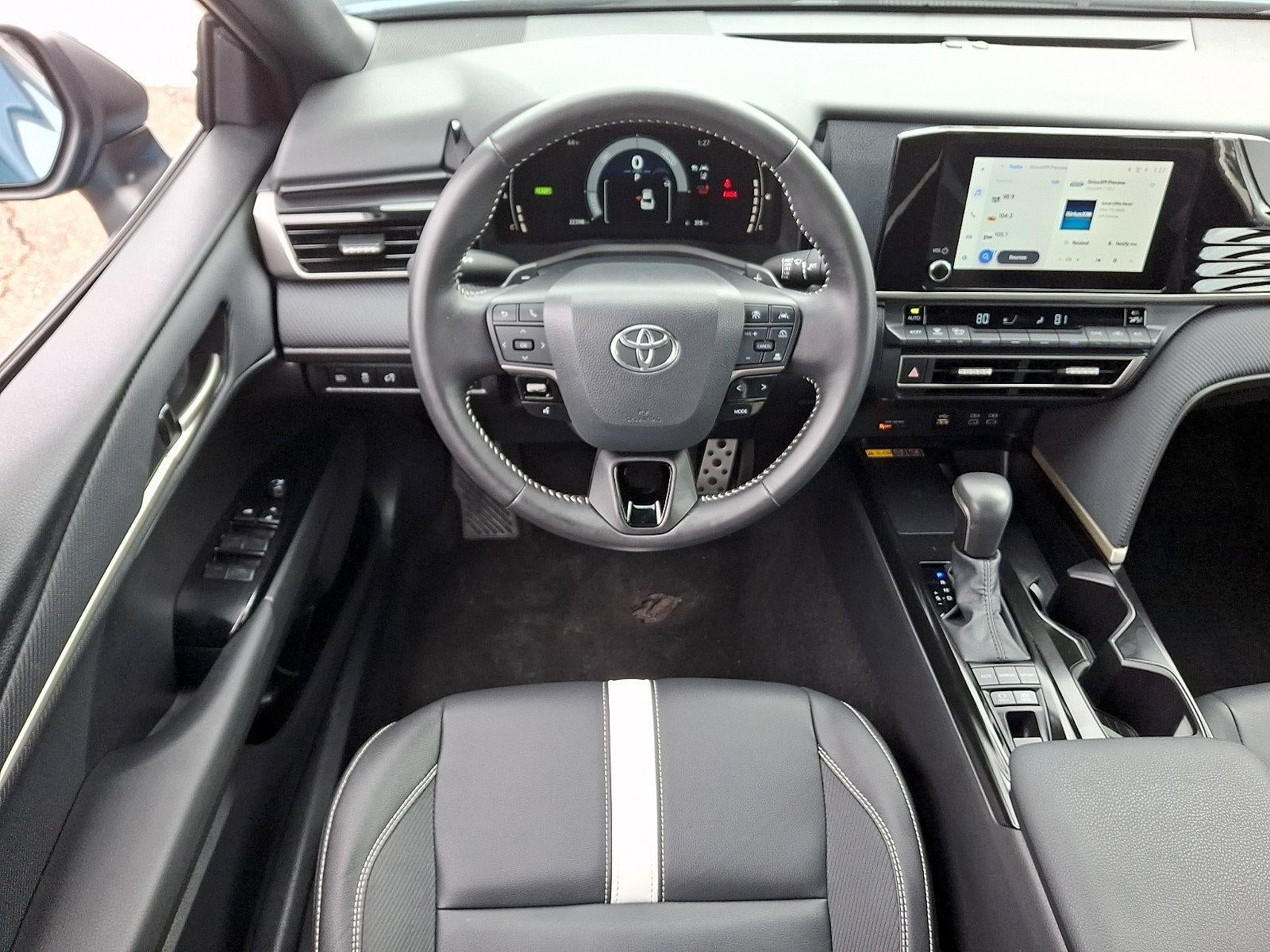 2025 Toyota Camry SE (SE)