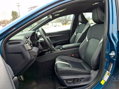 2025 Toyota Camry SE (SE)