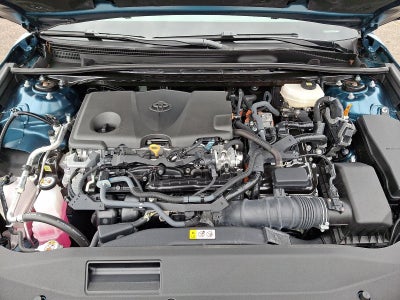 2025 Toyota Camry SE (SE)