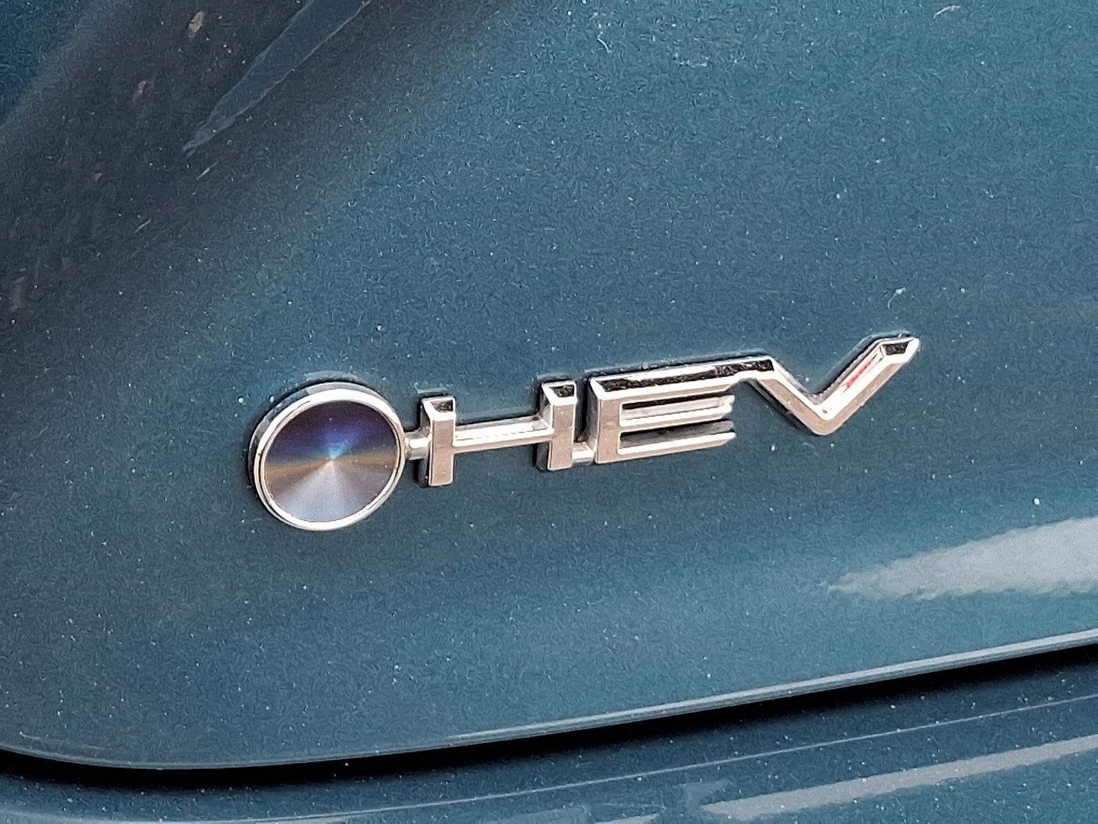 2025 Toyota Camry SE (SE)