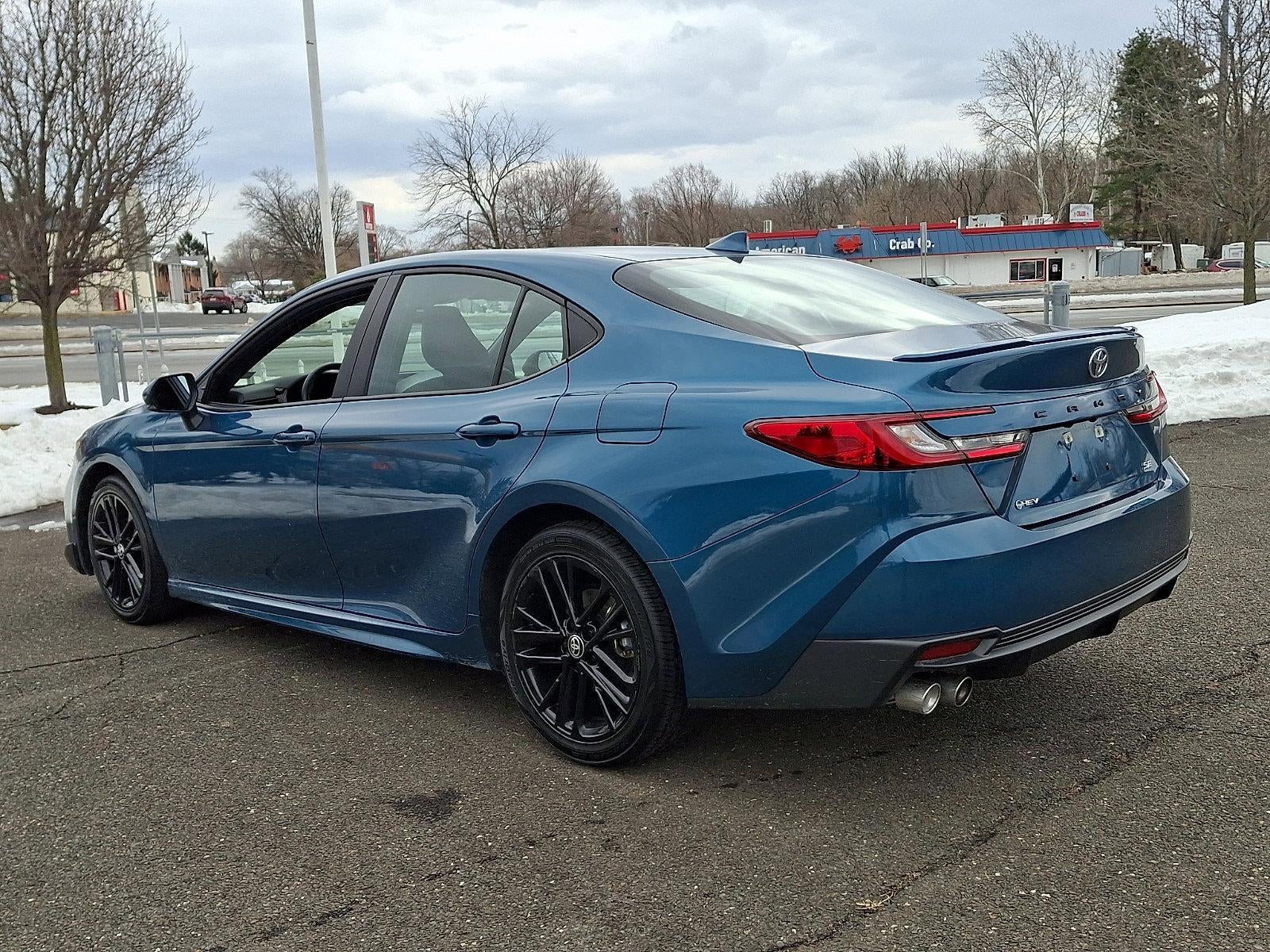 2025 Toyota Camry SE (SE)