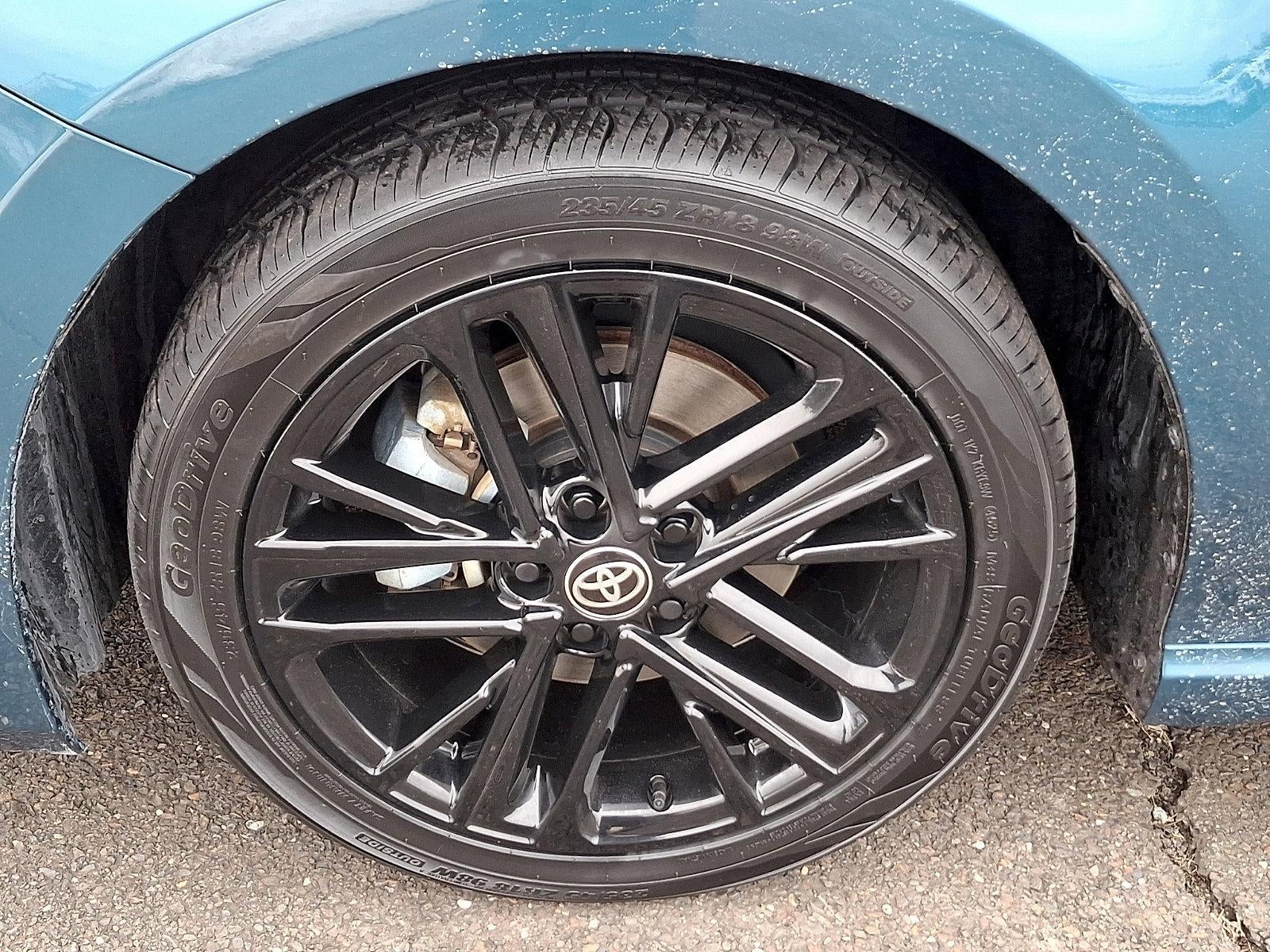 2025 Toyota Camry SE (SE)