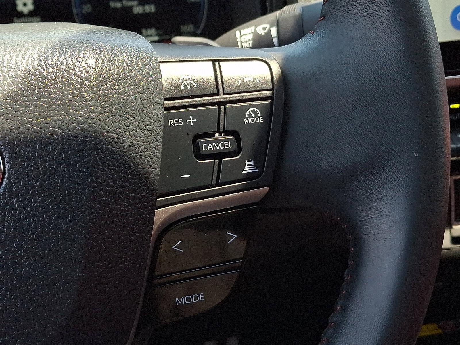 2025 Toyota Camry XSE (Natl)