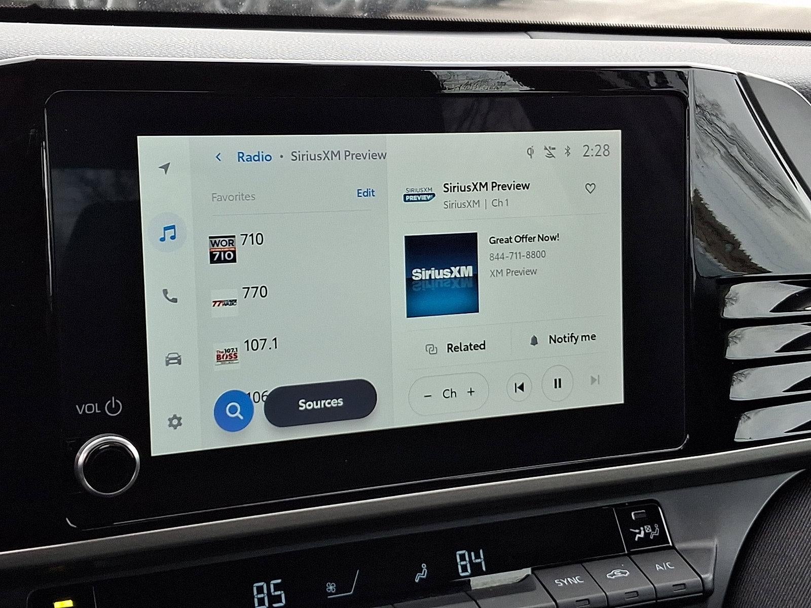 2025 Toyota Camry LE (SE)