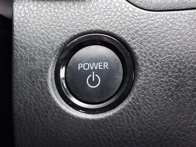 2025 Toyota Camry LE (SE)