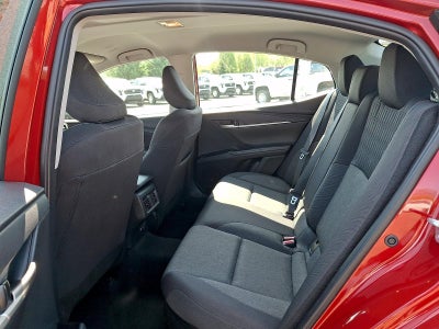 2025 Toyota Camry LE (SE)