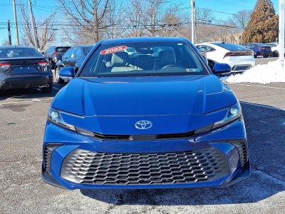 2025 Toyota Camry SE (SE)