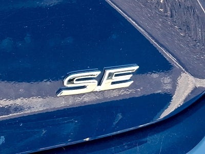 2025 Toyota Camry SE (SE)