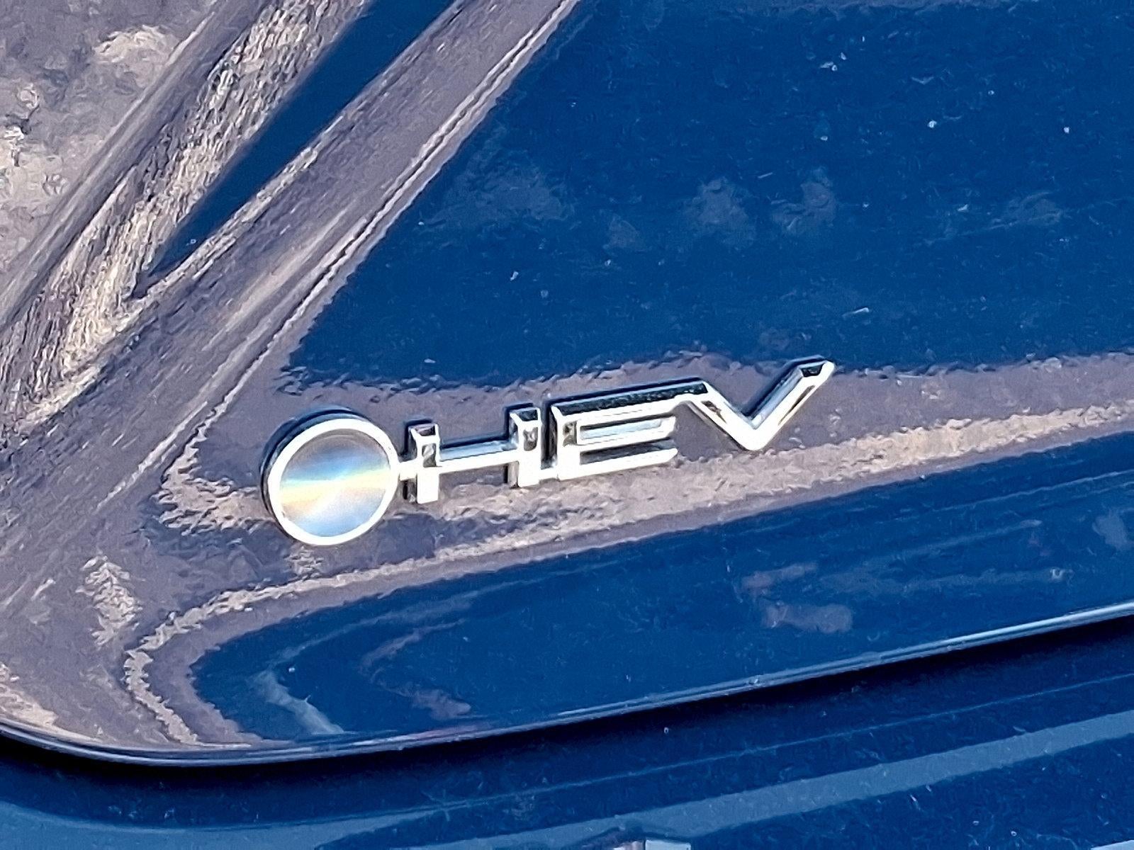 2025 Toyota Camry SE (SE)