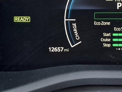 2025 Toyota Camry SE (SE)