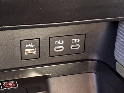 2025 Toyota Camry SE (SE)