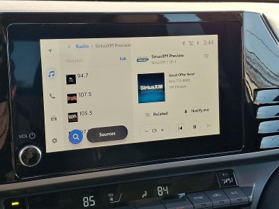 2025 Toyota Camry LE (SE)