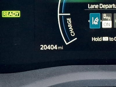 2025 Toyota Camry LE (SE)