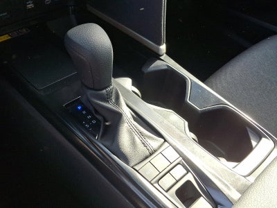 2025 Toyota Camry LE (SE)