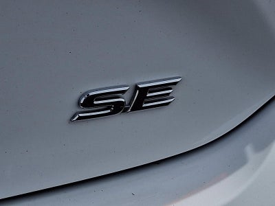 2025 Toyota Camry SE (SE)