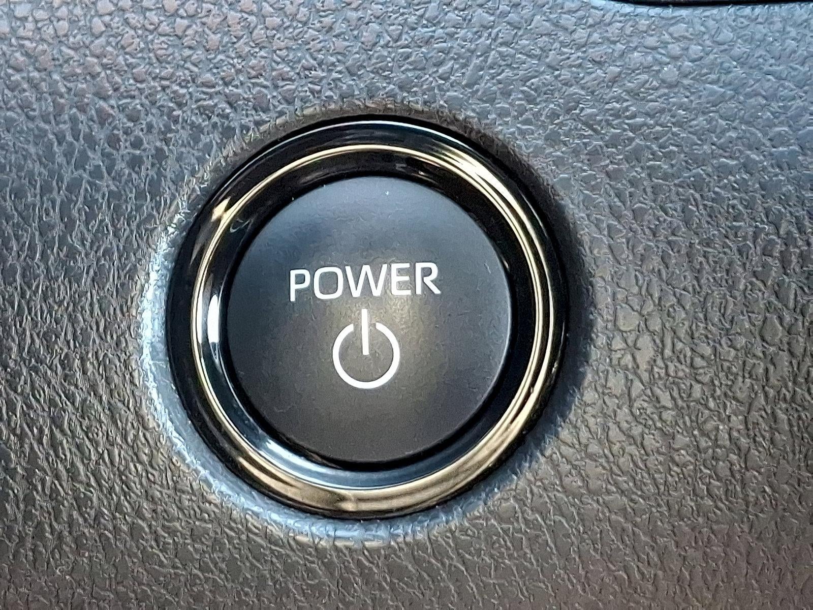 2025 Toyota Camry SE (SE)