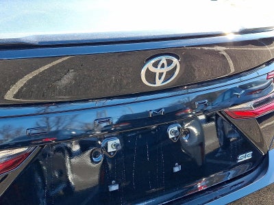 2025 Toyota Camry SE (SE)
