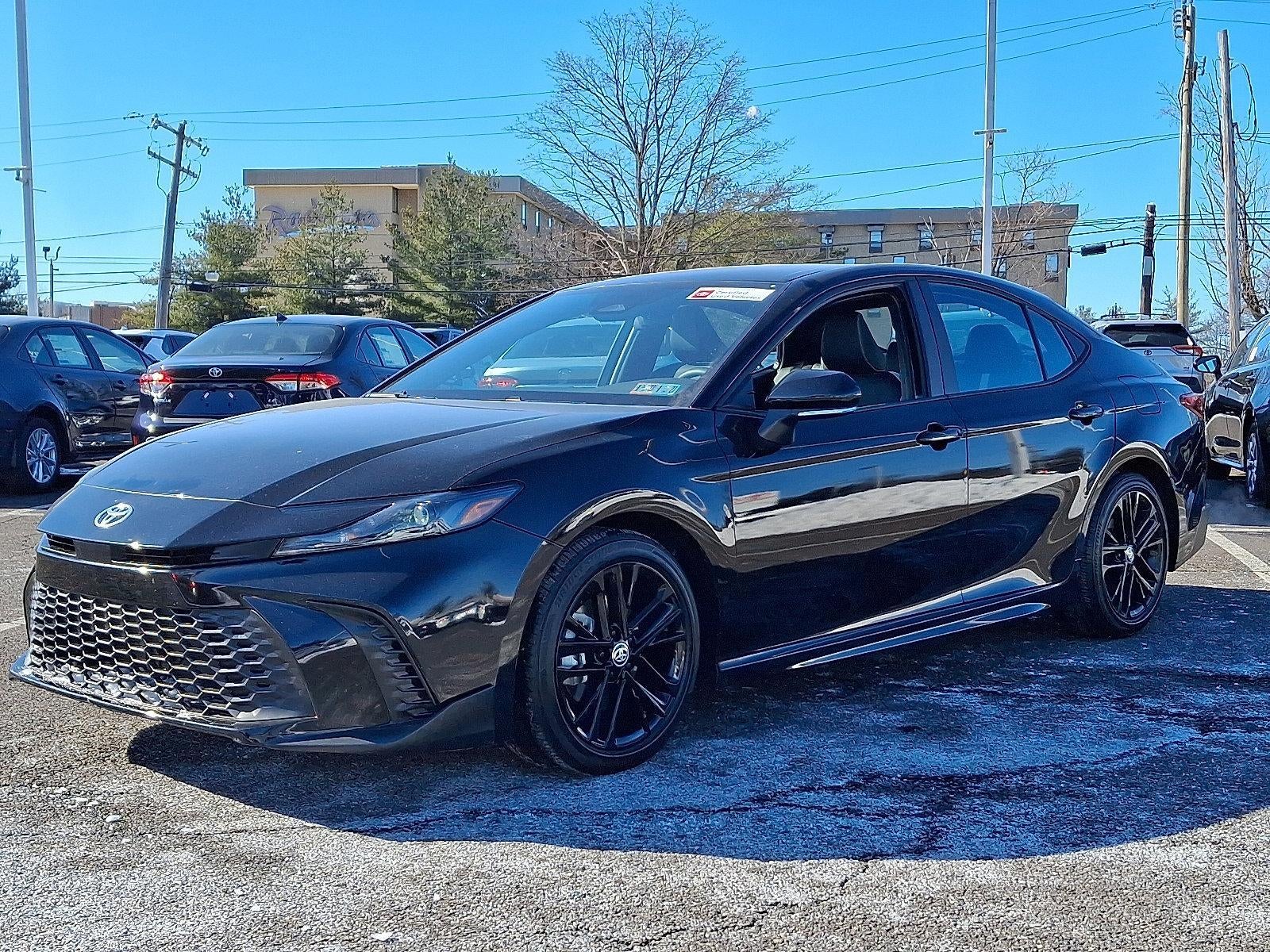 2025 Toyota Camry SE (SE)