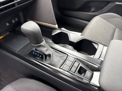 2025 Toyota Camry LE (SE)