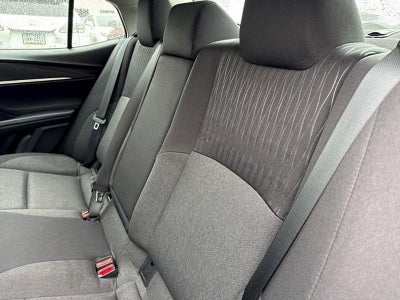 2025 Toyota Camry LE (SE)